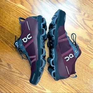 ON CLOUD SNEAKERS NWOT